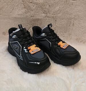 Skechers Retro-Graph Breezy-Pacer Kids Size 11 Black Silver Chunky Sneakers